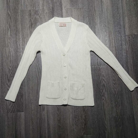 Vintage cream knit button-up cardigan with tiny pockets from Sears - Picture 6 of 13